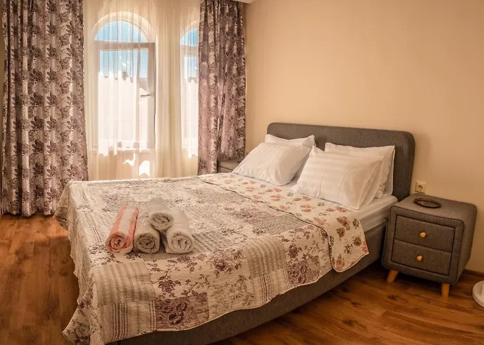 Melia Lux Равда